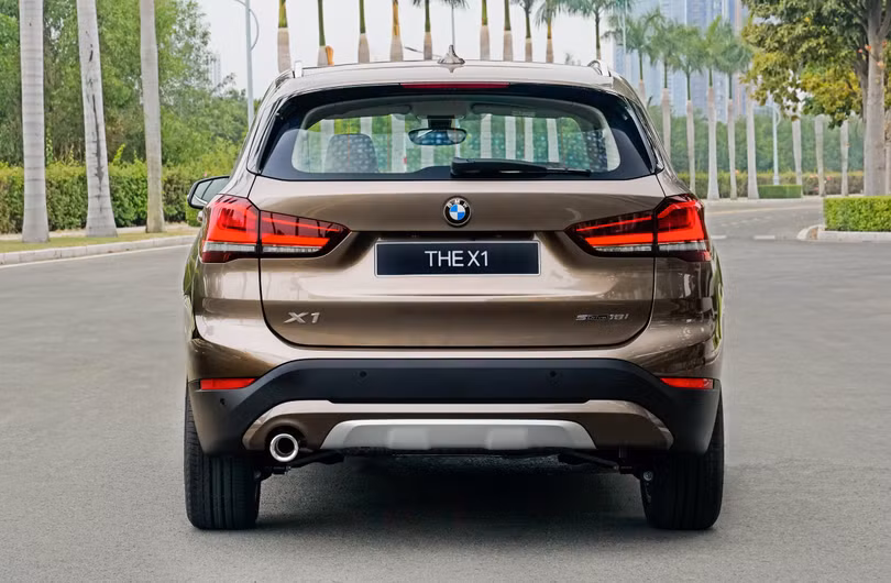 Top 5 mẫu SUV hạng sang tầm giá dưới 2 tỷ đồng tại Việt Nam