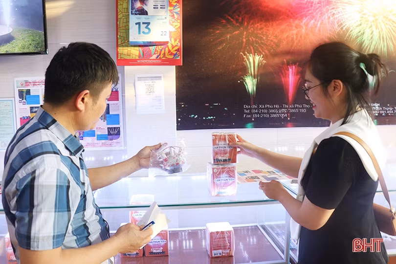 Cao điểm tuyên truyền về mua bán, sử dụng pháo cho người dân