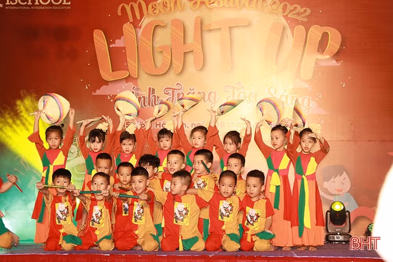 iSchool Hà Tĩnh bừng nở tri thức hội nhập, bứt phá nâng tầm vị thế
