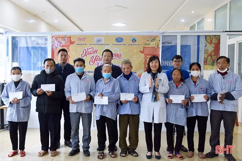 Xứng đáng là “chim đầu đàn” của ngành Y tế Hà Tĩnh