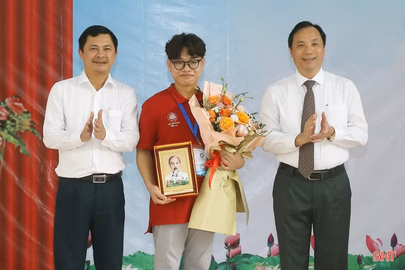 Về miền đất học Hương Sơn...