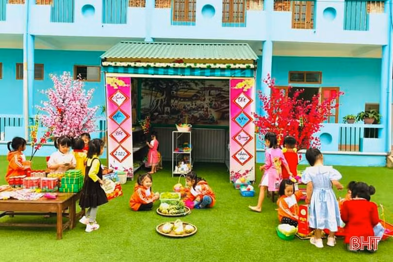 Học sinh mầm non Hà Tĩnh trải nghiệm không gian tết xưa