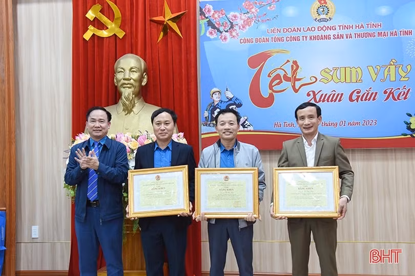 Công nhân, người lao động Mitraco Hà Tĩnh vui Tết sum vầy