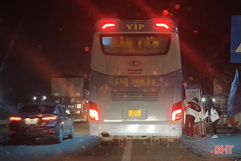Cần xử lý “mạnh tay” hơn đối với xe dù, bến cóc”!