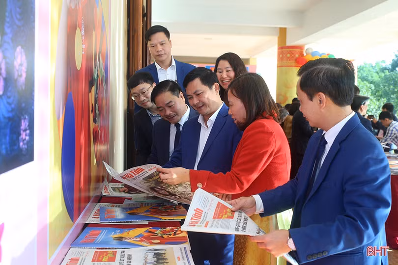 Hà Tĩnh khai mạc Hội báo Xuân Quý Mão 2023