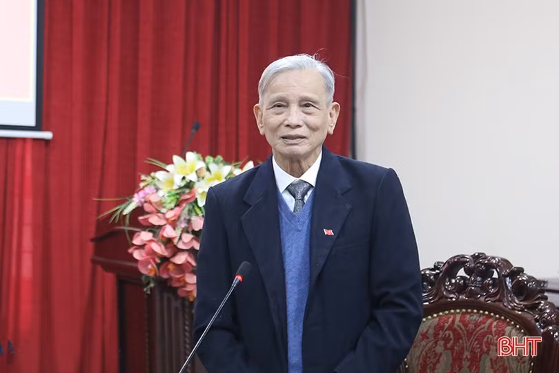 Gặp mặt lãnh đạo tỉnh và thành phố Hà Tĩnh qua các thời kỳ