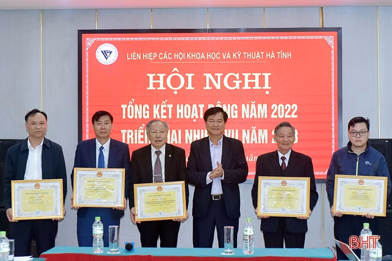 Ứng dụng các tiến bộ KHKT vào sản xuất, đời sống người dân Hà Tĩnh