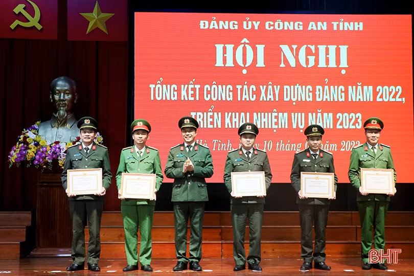 Tiếp tục chỉ đạo thực hiện có hiệu quả công tác đấu tranh phòng, chống tội phạm