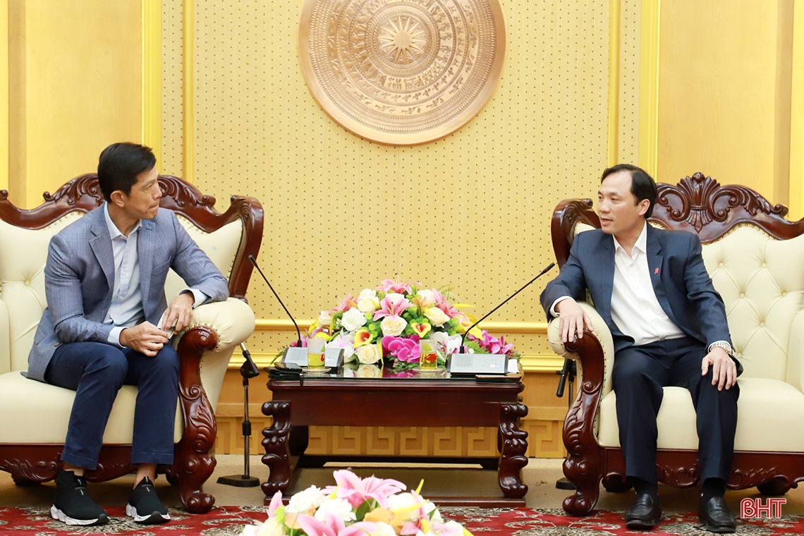 Lãnh đạo Hà Tĩnh tham quan Tổng Công ty Tân Cảng Sài Gòn