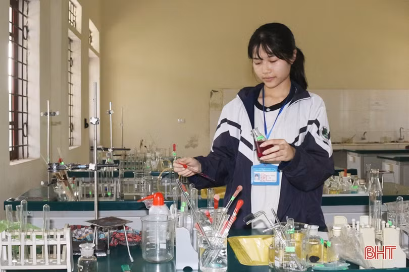 Giải nhất HSG tỉnh Hà Tĩnh: Môn Hóa là phải học hiểu, liên hệ thực tiễn
