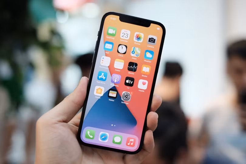 iPhone 12 và iPhone 12 mini đang giảm giá mạnh