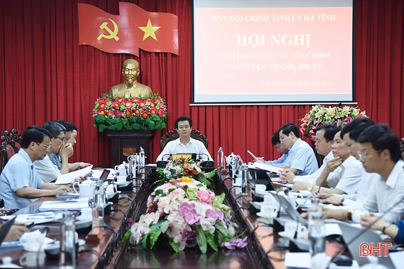 Không để xảy ra điểm nóng tại Hà Tĩnh trước thềm bầu cử ĐBQH và HĐND các cấp