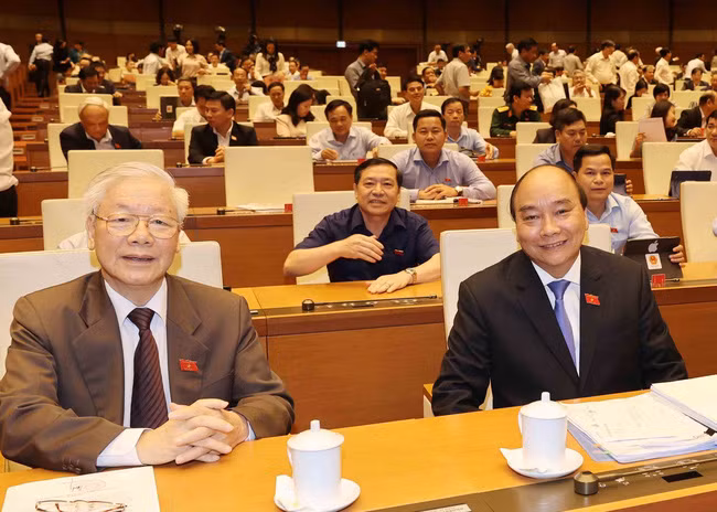 Chủ tịch nước trình Quốc hội miễn nhiệm Thủ tướng Nguyễn Xuân Phúc