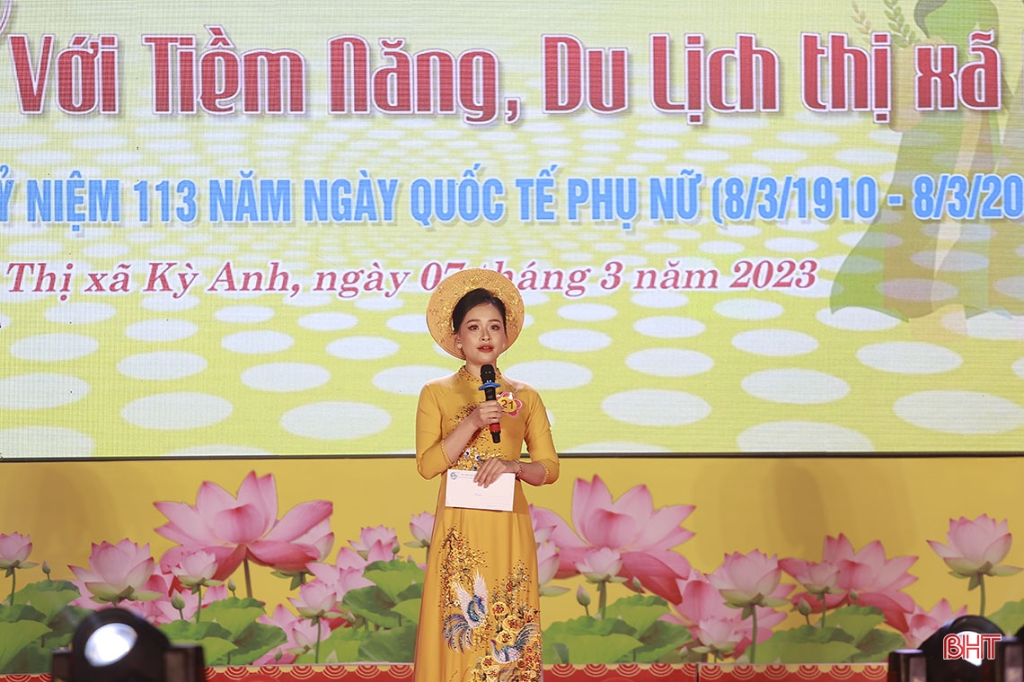 Ấn tượng đêm chung kết cuộc thi “Áo dài với tiềm năng du lịch” ở thị xã Kỳ Anh