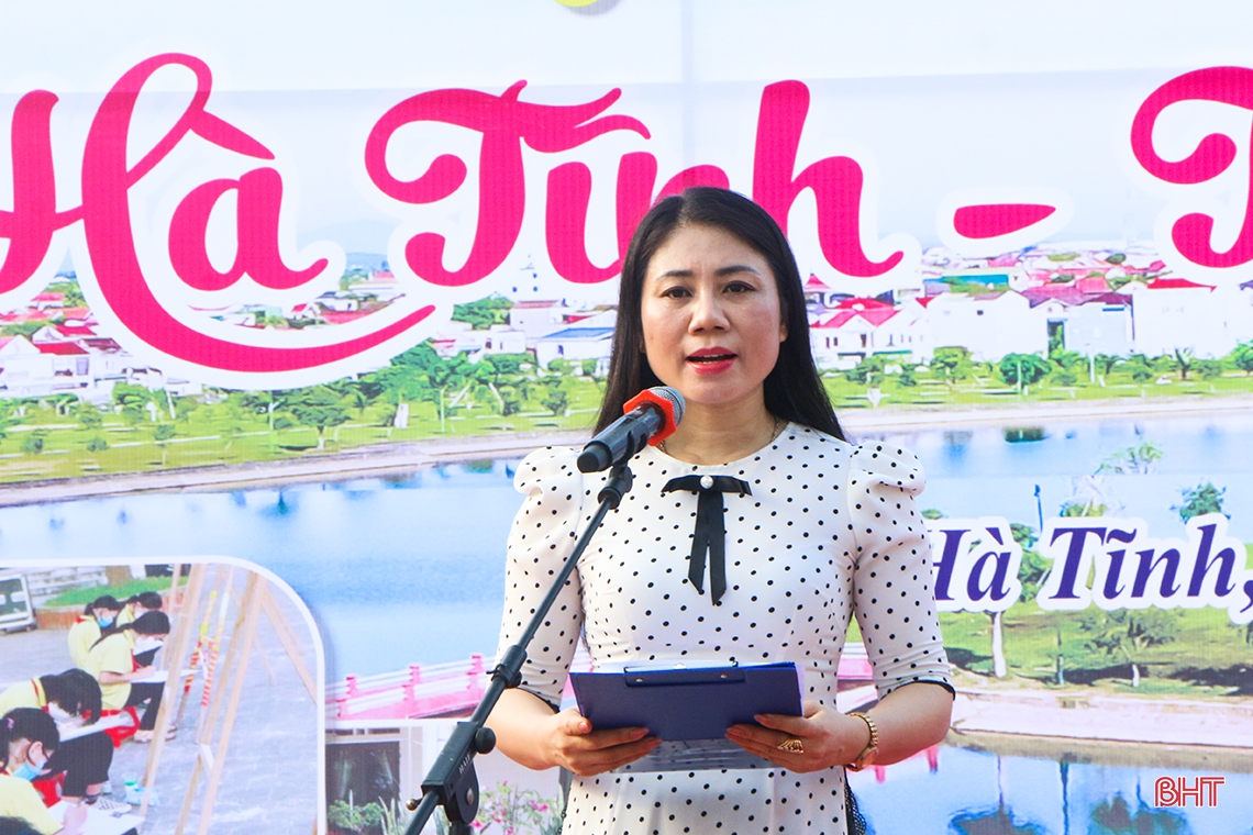 378 họa sỹ “nhí” thi vẽ tranh “Hà Tĩnh - thành phố em yêu”