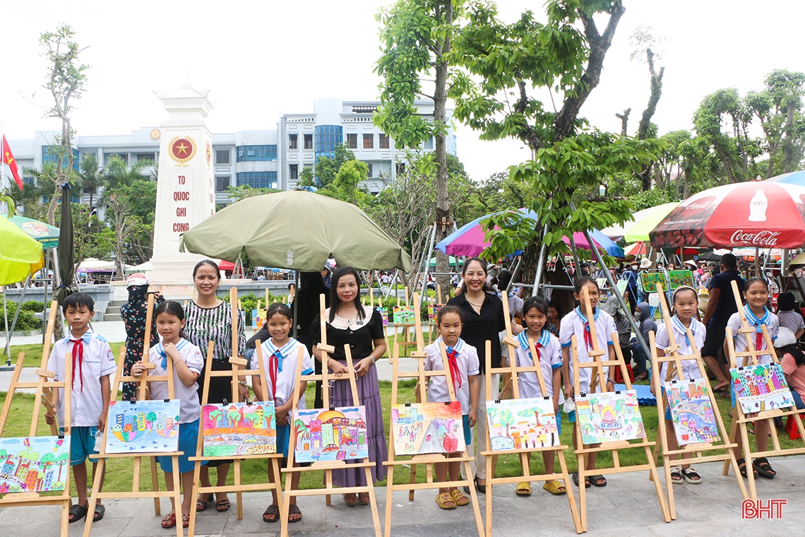 378 họa sỹ “nhí” thi vẽ tranh “Hà Tĩnh - thành phố em yêu”