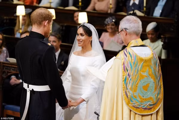 the gioi noi bat trong tuan dam cuoi hoang gia anh giua hoang tu harry va co dau meghan