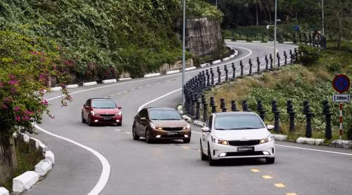 kia cerato phien ban smt cat giam tien nghi co gia 499 trieu dong
