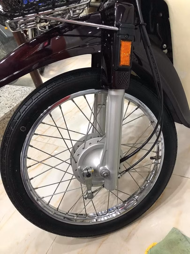 Sốc với Honda Dream II Thái giá 1,13 tỷ tại Việt Nam