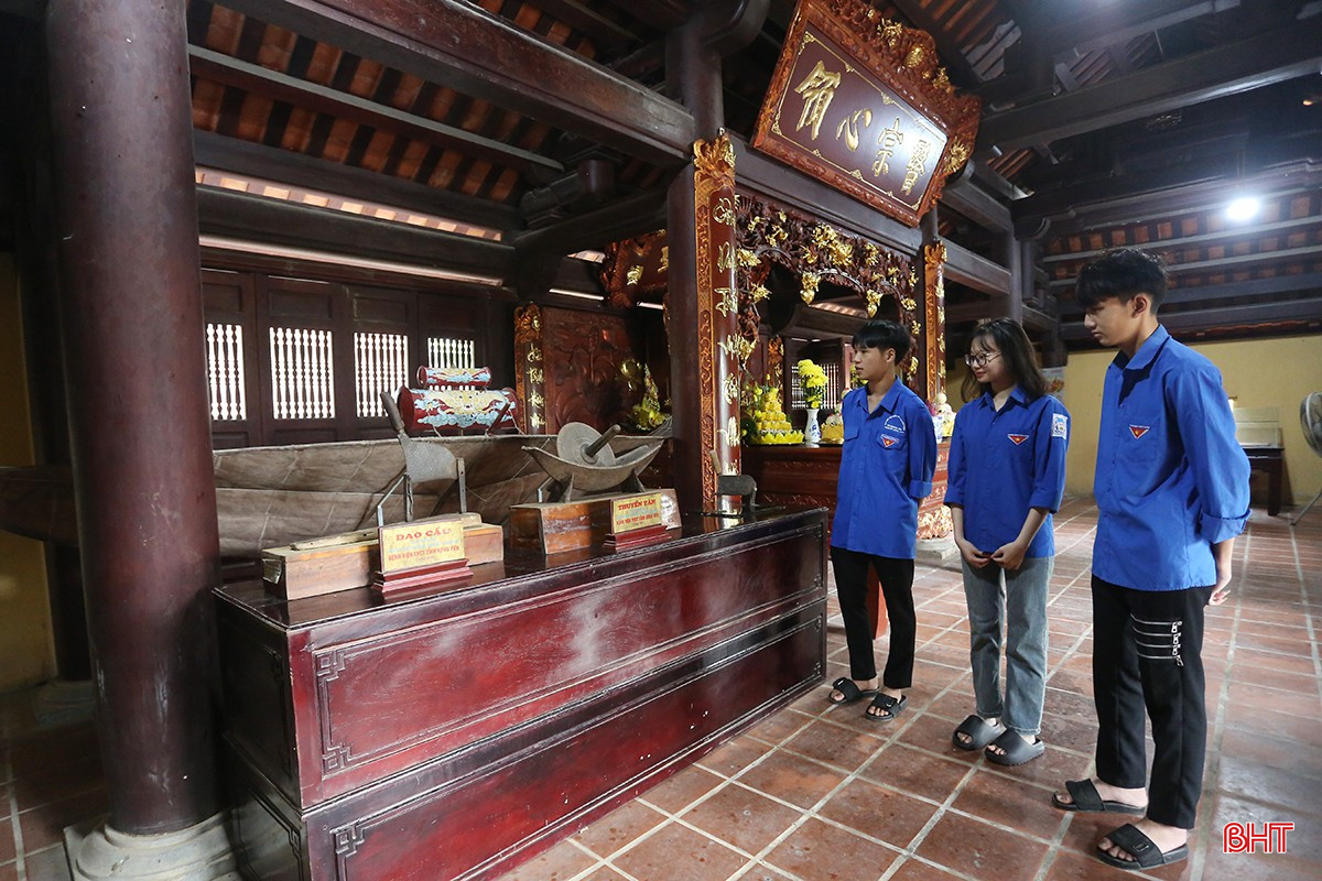 Hiện tại, khu lưu niệm và nhà thờ Hải Thượng Lãn Ông đang lưu giữ một số tư liệu, hiện vật được phục dựng như: dụng cụ bào chế thuốc, diều sáo, bản sách thuốc Hải Thượng Lãn Ông toàn thư, sách Y gia tâm lĩnh, Hải Thượng Y tông tâm lĩnh... Nơi đây đã trở thành địa chỉ tham quan, tìm hiểu, học tập văn hóa, lịch sử của người dân trong và ngoài địa phương.