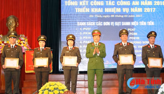 dau tranh hieu qua voi toi pham phi truyen thong cac the luc thu dich