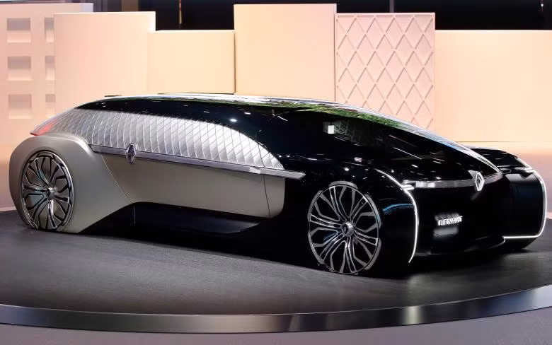 VinFast trông ra sao bên các hãng xe lớn tại Paris Motor Show