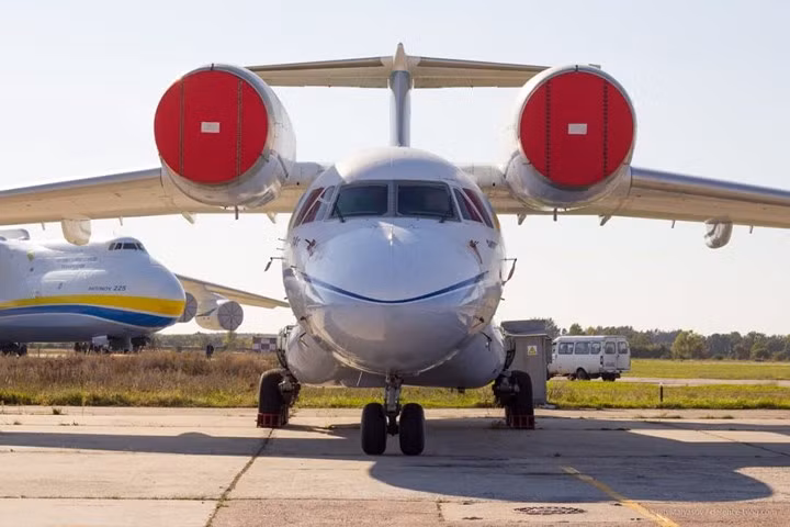 Những chiếc máy bay của “Người khổng lồ Antonov” chờ được hồi sinh