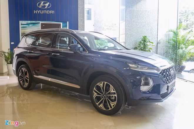 Hyundai SantaFe 2019 lộ cấu hình trước khi ra mắt ở Việt Nam