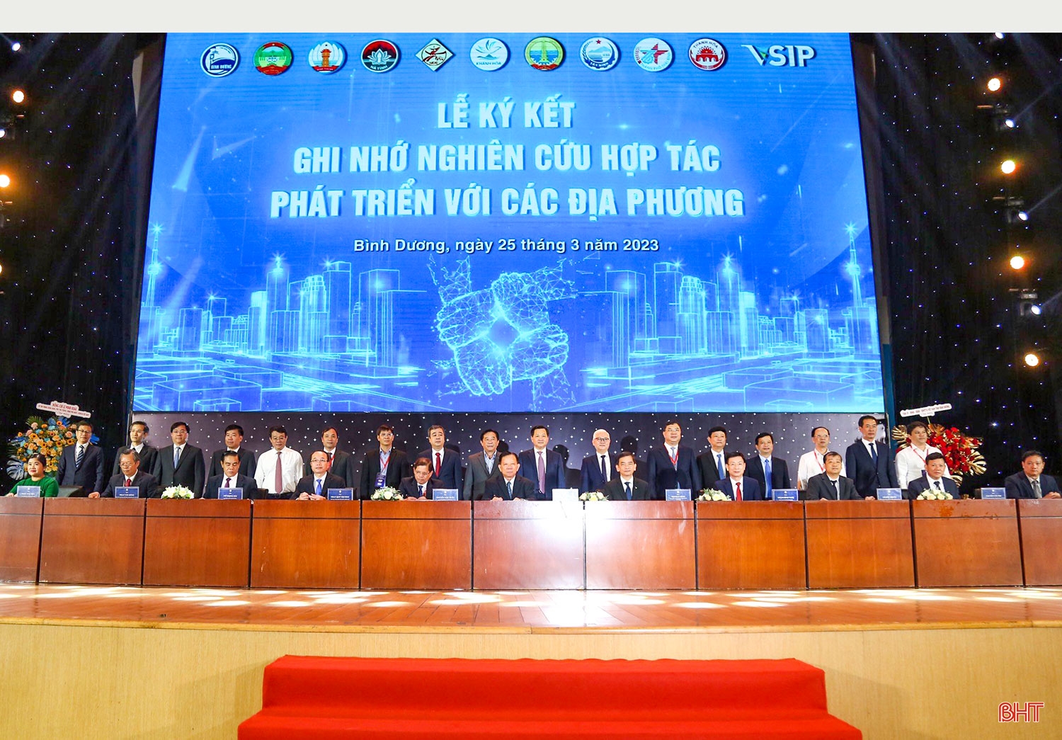 Hà Tĩnh cùng nhà đầu tư xây dựng giá trị bền vững trên hành trình hội nhập