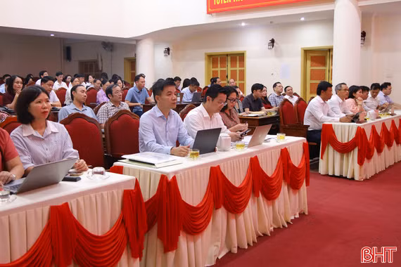 Khai giảng lớp tập huấn lồng ghép kiến thức dân tộc vào giảng dạy lý luận chính trị