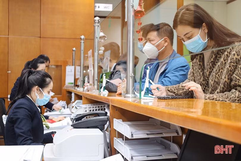 Gấp gáp từng giờ quyết toán cuối năm, Hà Tĩnh đạt gần 17.000 tỷ đồng thu ngân sách
