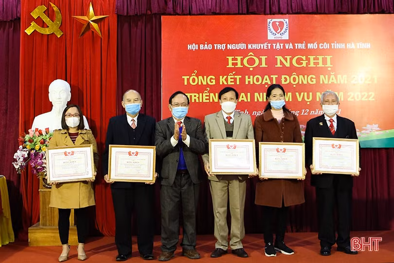 Phát huy hơn nữa vai trò là điểm tựa của người khuyết tật và trẻ mồ côi