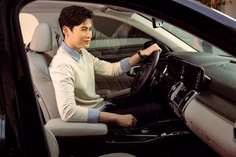 Kia Sorento - SUV sang trọng và ngập tràn công nghệ cho doanh nhân trẻ