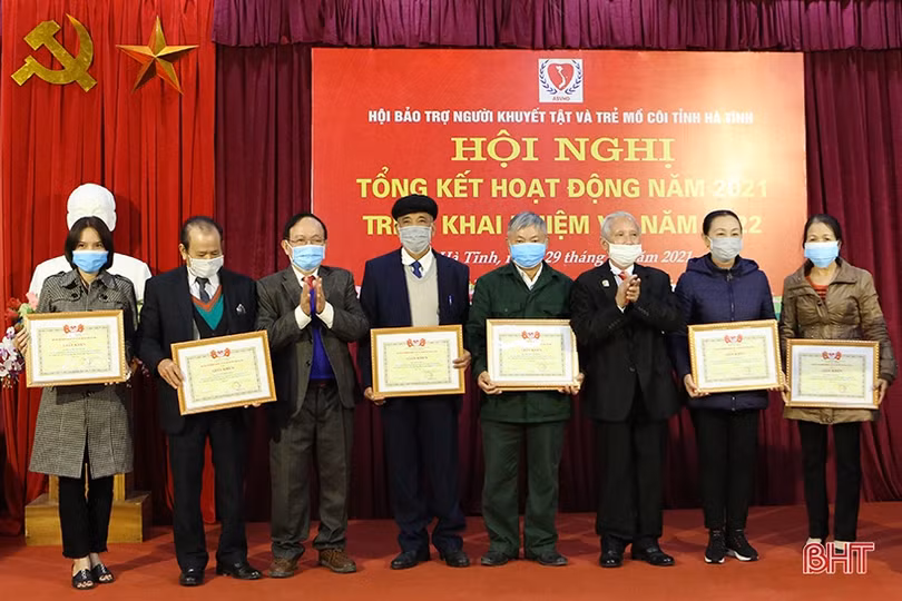 Phát huy hơn nữa vai trò là điểm tựa của người khuyết tật và trẻ mồ côi