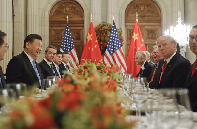 Thế giới nổi bật trong tuần: “Tiểu Merkel” trở thành lãnh đạo đảng cầm quyền ở Đức