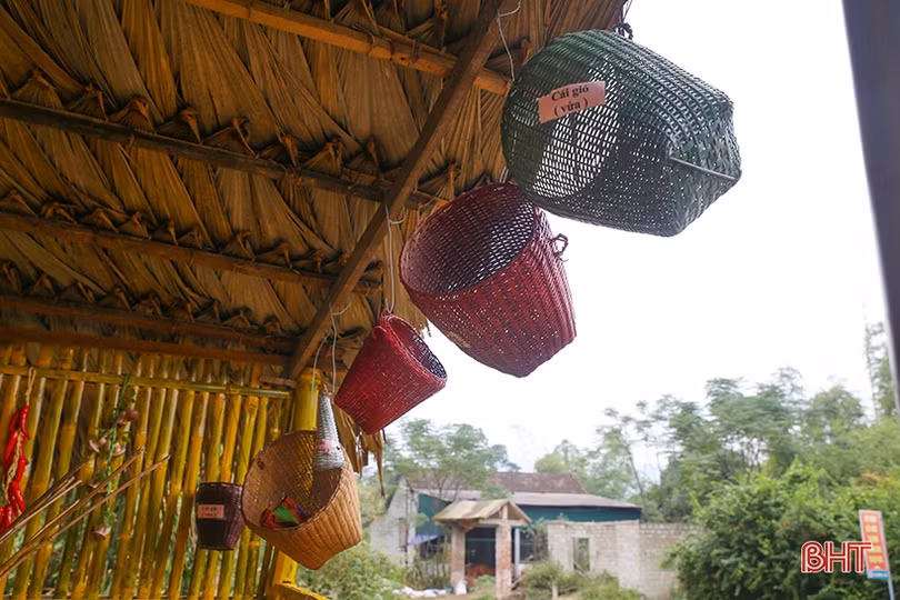 Hai cô giáo Hà Tĩnh “giữ hồn” bản Chứt ở Rào Tre