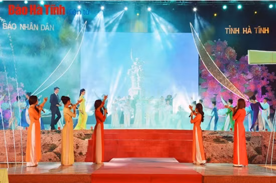 Đặc sắc Chương trình nghệ thuật "Đồng Lộc - Cõi thiêng bất tử" ảnh 14