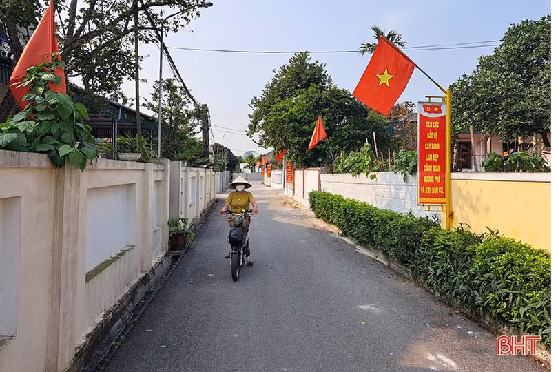 Nữ tổ trưởng dân phố hết mình vì việc chung