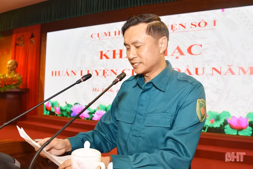 Khắc phục khó khăn, quyết tâm hoàn thành xuất sắc nhiệm vụ huấn luyện