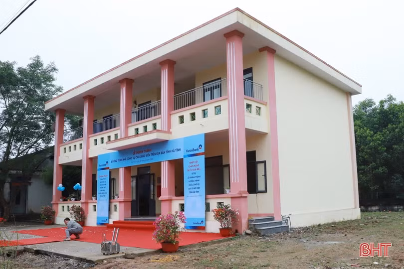 Giáo viên vùng sâu, vùng xa Hà Tĩnh thêm yên tâm công tác khi được “an cư”