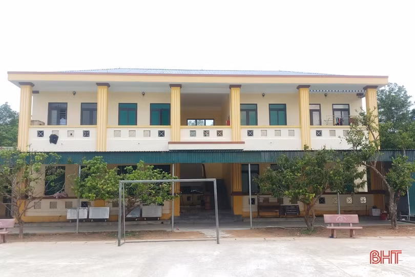 Giáo viên vùng sâu, vùng xa Hà Tĩnh thêm yên tâm công tác khi được “an cư”