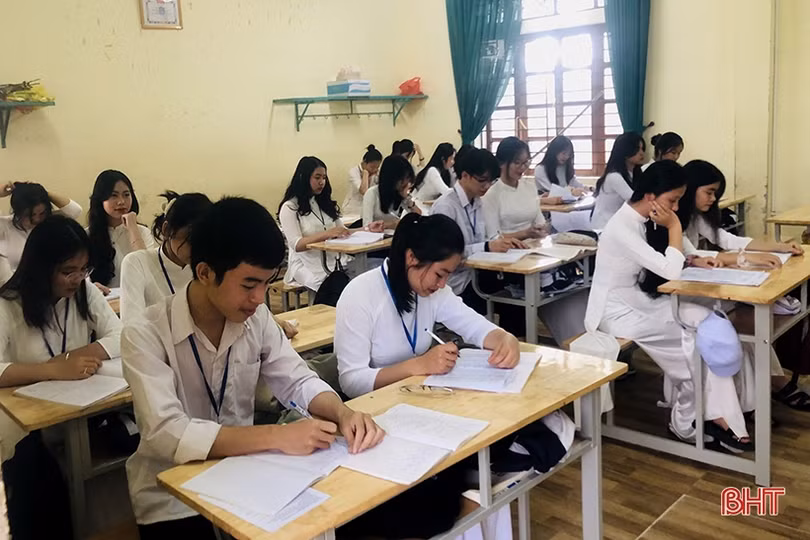 Các trường học ở Hà Tĩnh điều chỉnh kế hoạch ôn tập cho học sinh 12