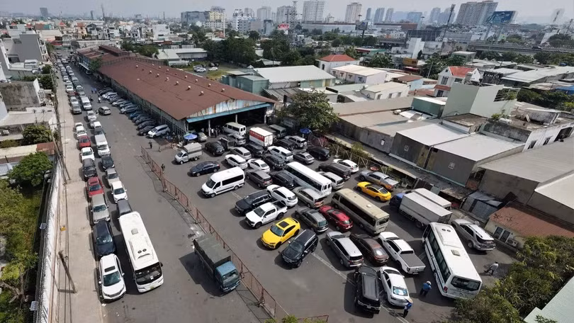 Chính phủ chỉ đạo giải quyết dứt điểm tình trạng ách tắc đăng kiểm trong tháng 3/2023