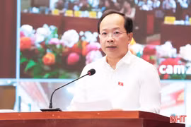 Bí thư Tỉnh ủy và Đoàn ĐBQH Hà Tĩnh tiếp xúc cử tri trước Kỳ họp thứ 2, Quốc hội khóa XVI