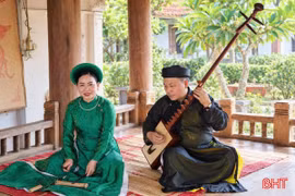 Những nghệ nhân bền bỉ giữ nhịp ca trù ở Hà Tĩnh