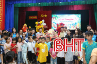 “Vui Tết Trung thu - Trao gửi yêu thương"