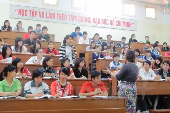 nganh su pham rot tham bo giao duc va dao tao hop khan