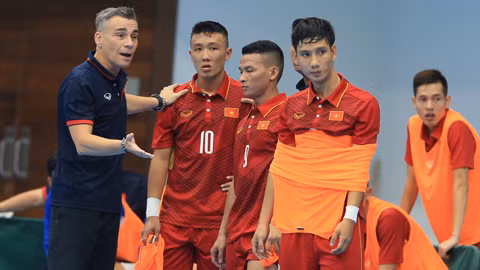 hlv miguel rodrigo noi gi ve that bai cua dt futsal viet nam