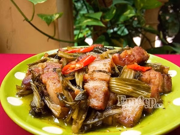 ngon ngo ngang mon thit heo quay kho cai chua khong phai ai cung biet