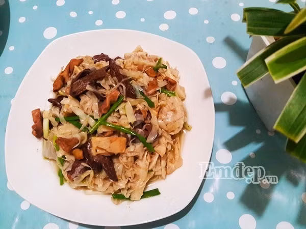 mam com cuoi tuan don gian ma ngon lanh ca nha deu ung